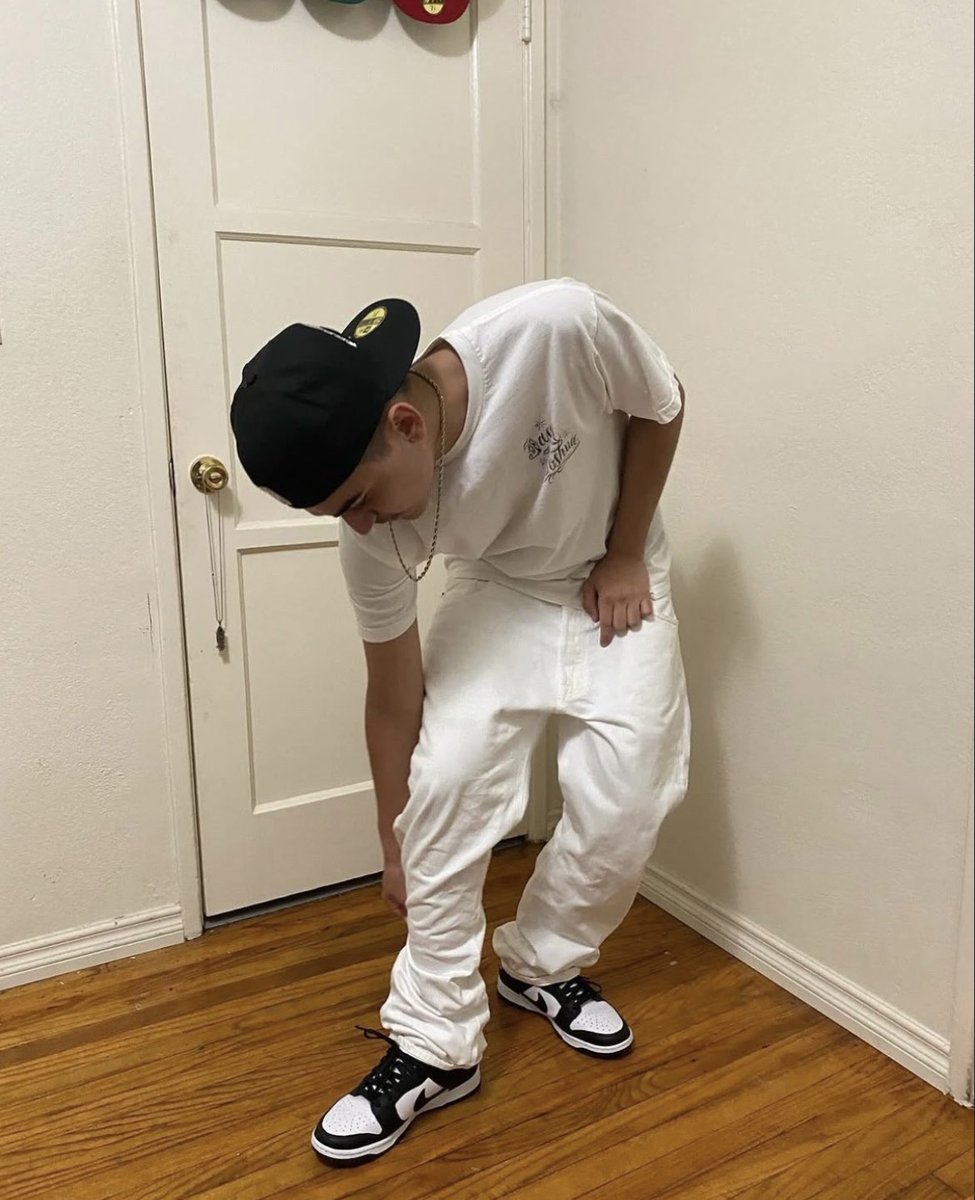 cashaddictedd2's tweet photo. Been feelin extra horny lately dm 2 trade #latino #horny #uncut #freaky #trade #sext #mexicandick #dmopen https://t.co/NGb2IXH1fW