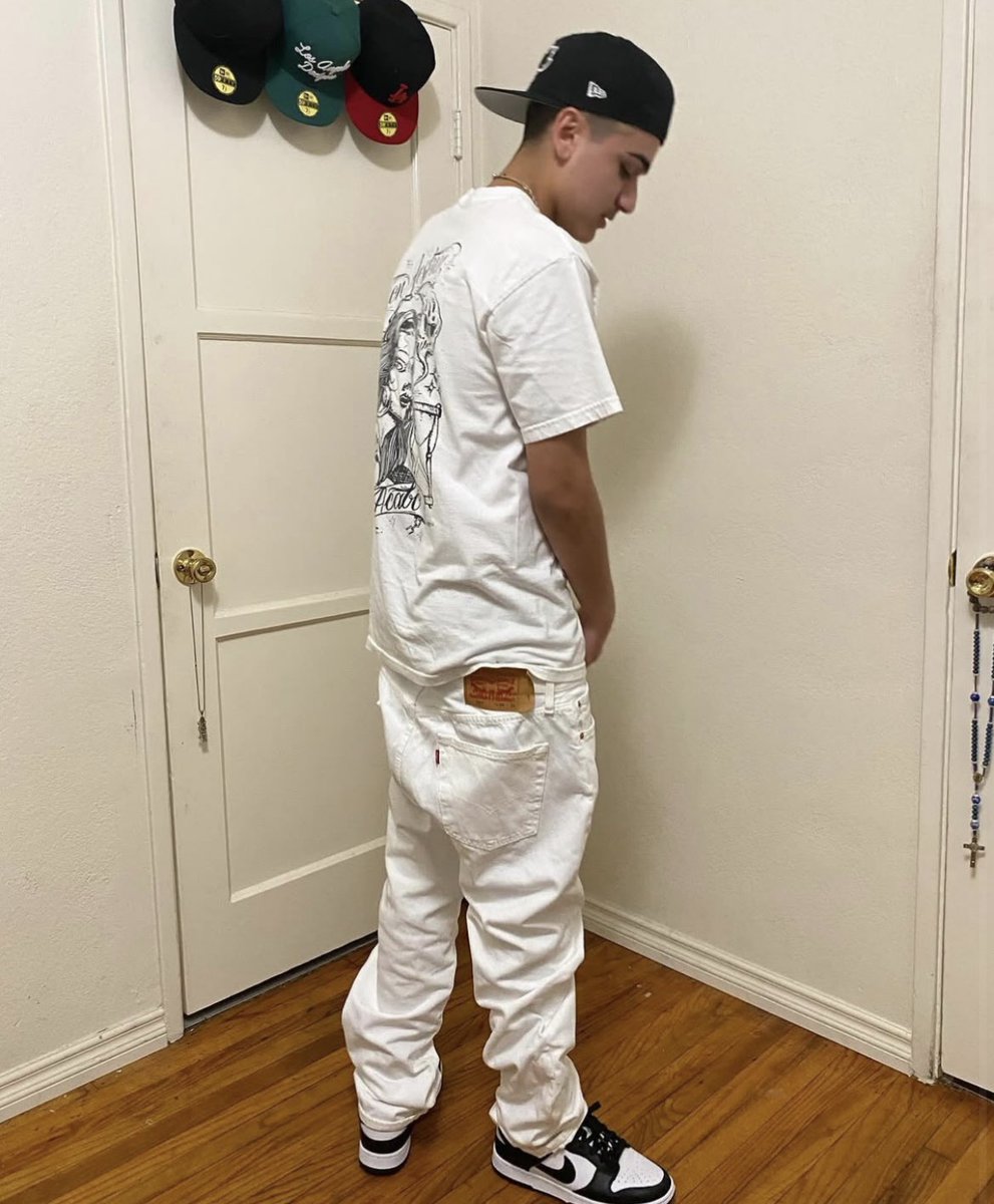 cashaddictedd2's tweet photo. Been feelin extra horny lately dm 2 trade #latino #horny #uncut #freaky #trade #sext #mexicandick #dmopen https://t.co/NGb2IXH1fW