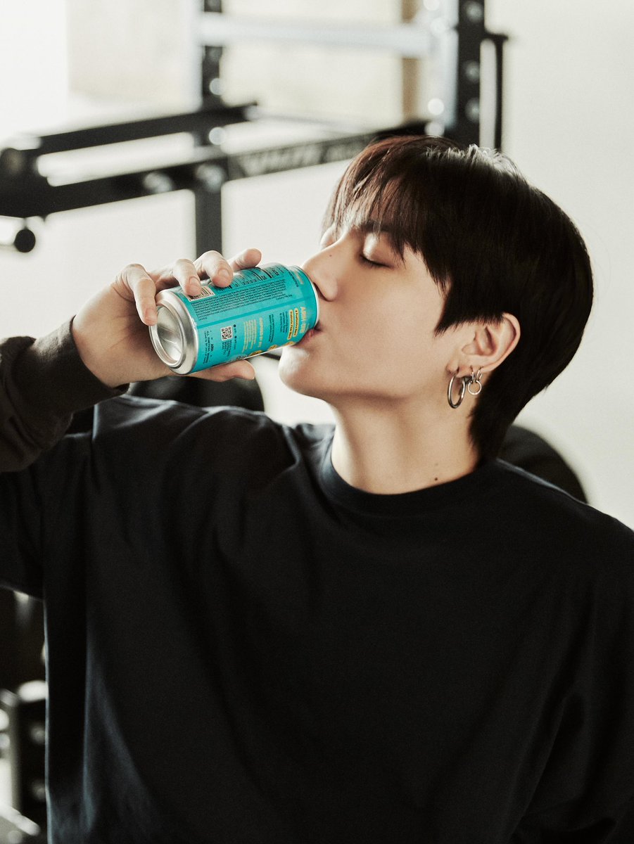JJK_Times's tweet photo. Jungkook 🩵

(via ARIH Thailand) https://t.co/qQ6AE4uDVM