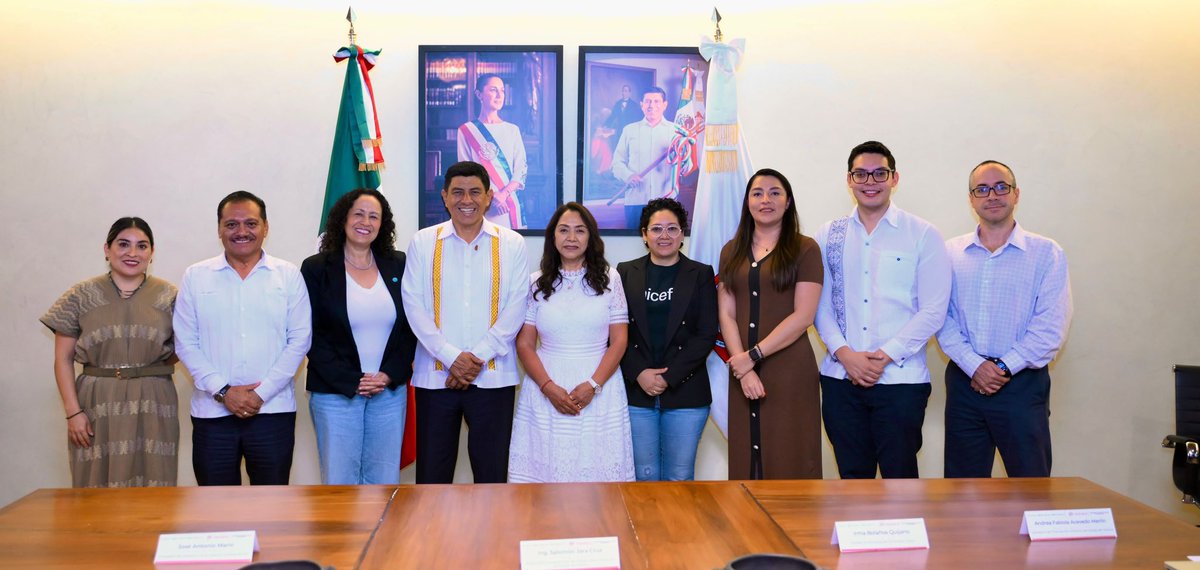 salomonj's tweet photo. Hoy nos reunimos con representantes de la Procuraduría Federal de Protección de Niñas, Niños y Adolescentes y de UNICEF México (@UNICEFMexico) para fortalecer la garantía de derechos de nuestras infancias y adolescencias.  

Evaluamos avances y definimos una ruta clara para mejorar nuestras capacidades institucionales.

Desde el Sistema DIF Oaxaca (@DIF_Oaxaca) vamos a seguir priorizando la atención de quienes más lo necesitan. Para que nadie se quede atrás y nadie se quede afuera.
