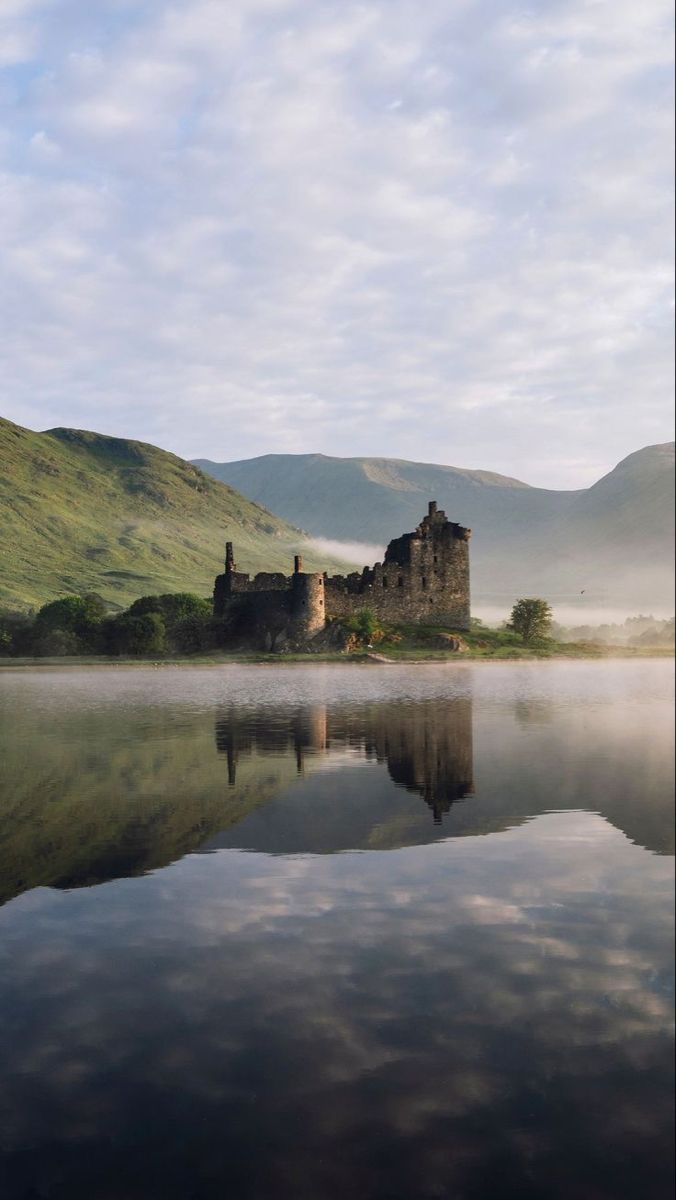 echoesofworld's tweet photo. Scotland https://t.co/7sWSafG1qm