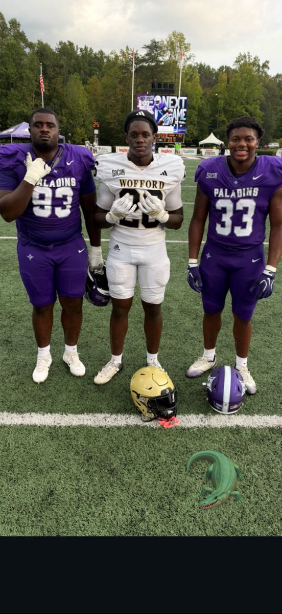 WareFootball's tweet photo. Enjoyed watching these former Gators battle this past Saturday at Furman! 

#NextLevelGators 🐊🐊🐊 https://t.co/DmnrCb26Bs