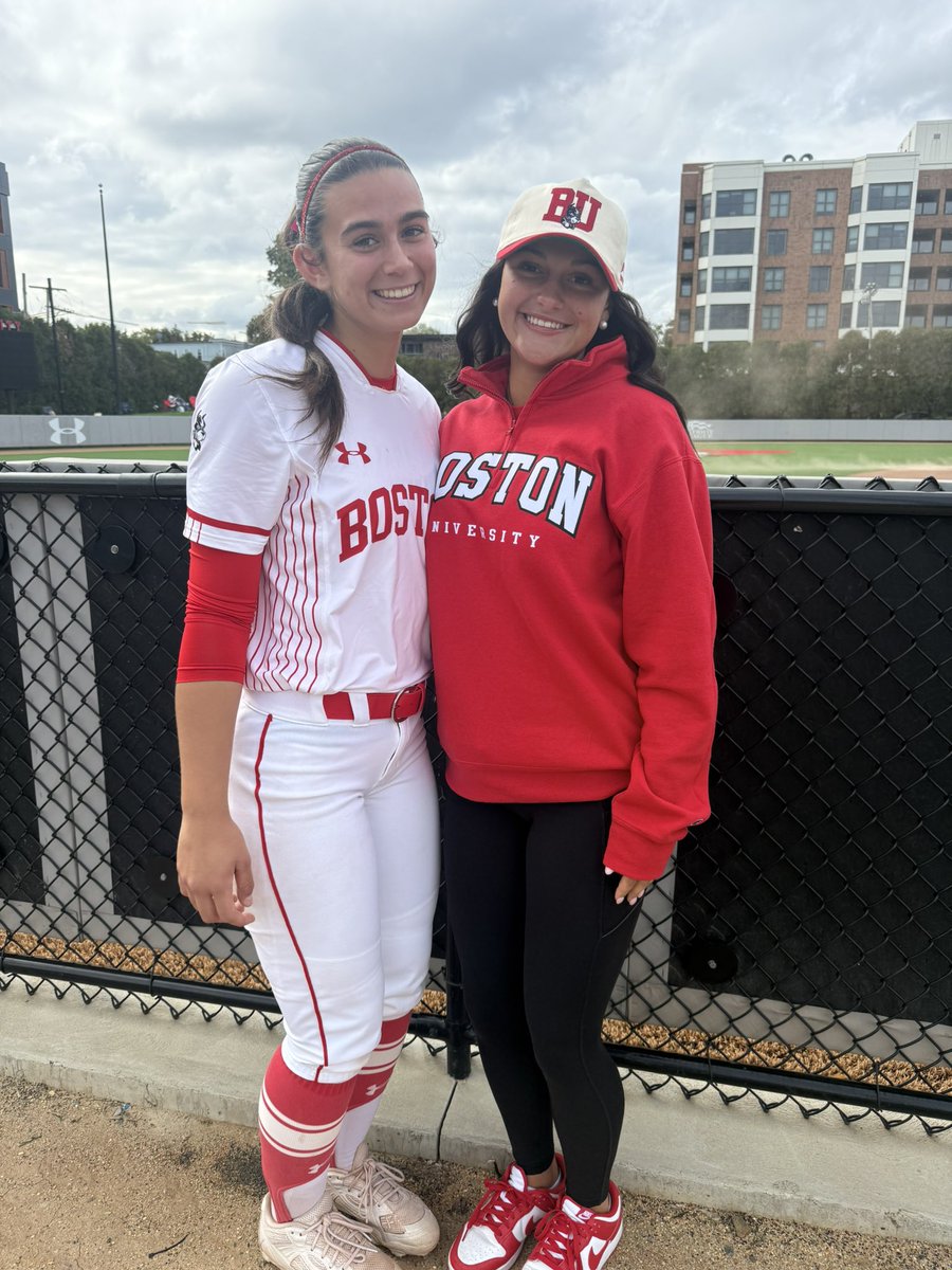 UnityMchale's tweet photo. Some of our girls reconnected last weekend in Boston and Newark.  @claireshupe2026 @rileybobrowski @LeannaChow2026 @MiaFavato2027 @LeahEnglish2027 @NortheastUnity https://t.co/JdXGUFC2RC
