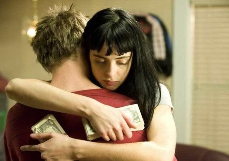 Nikkibella6871's tweet photo. Me and my husband @jessepinkman205 https://t.co/kmaxbvUusa