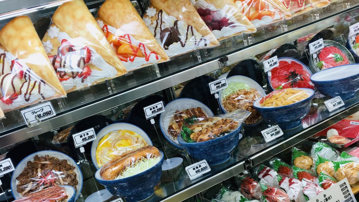 event_checker's tweet photo. 本日10/6(火)から
浅草「かっぱ橋道具まつり」開催

調理道具や食器、厨房用品、食品サンプルなど
約130店が参加する「かっぱ市」

特別価格の商品が並ぶほか
専門店を巡る街歩きも楽しめます

📅 10/6(火)-12(月祝)
📍 台東区

→ https://t.co/BtXSM2l3Qo https://t.co/CjGvYobcss