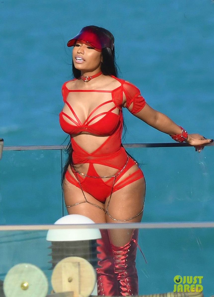 UNKWNUSER00's tweet photo. Nicki Minaj on February 27th, 2017. https://t.co/fvIVWYQyyG