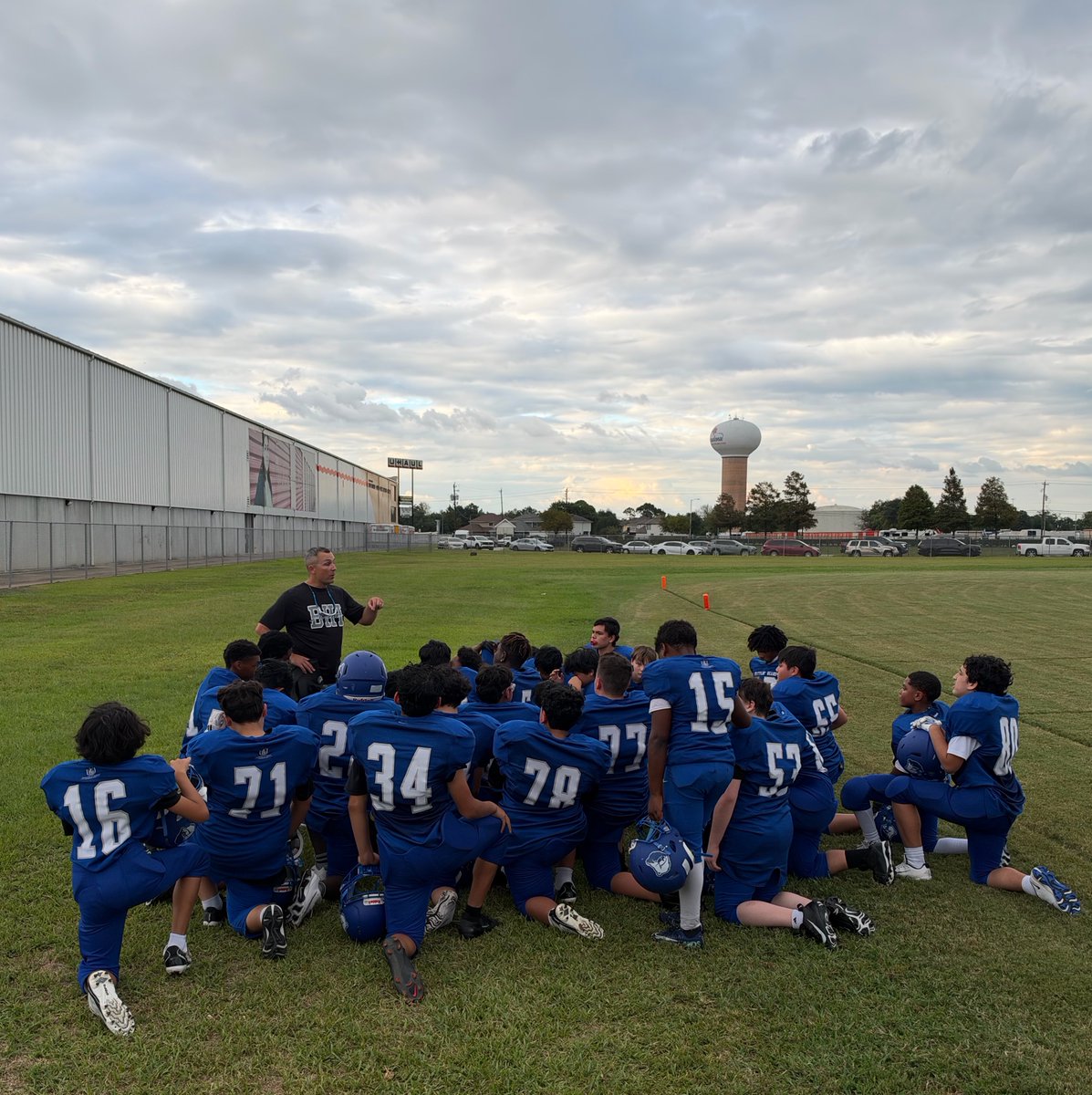 BHIAthletics's tweet photo. Some photos from today’s 8th Grade #BHIFootball games.
7A won 24-0 against San Jacinto
7B won 18-0 against San Jacinto
#BHIAthletics #BHIBears Pt. 2 https://t.co/wxmYYj4y9O