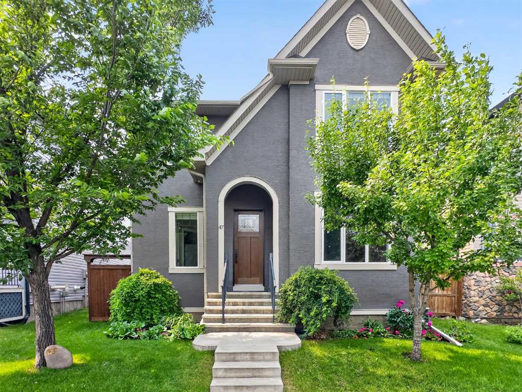 robbleece's tweet photo. 73 active listings in McKenzie Towne (SE Calgary) with an avg list price of $451,389. A charming community worth a closer look. 🏡 #YYCRealEstate #McKenzieTowne

— Robb Leece, Graham Realty Inc.
https://t.co/4tmljdH2Ja https://t.co/hooiSTppjz