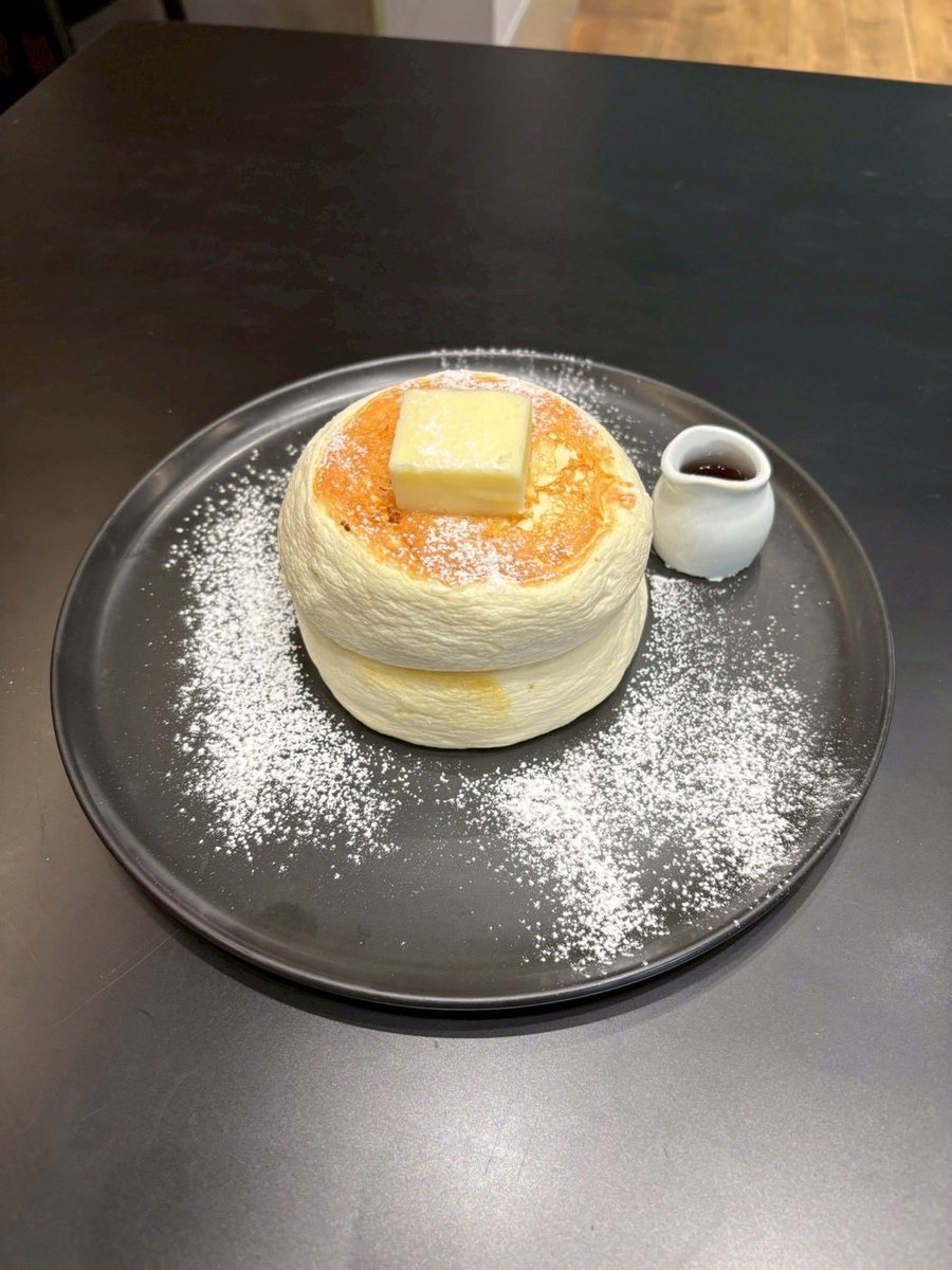 eggg6999's tweet photo. パンケーキ無料!?
【企画内容】

 ○期間 10/2〜10/14までの平日限定
○ご利用時間 17:00〜

○無料になるパンケーキ 単品オムライスをご注文のお客様は、下記から1つお選びいただけます！
・ふわふわブリュレパンケーキ ・ふわふわクラシックパンケーキ ・ふわふわプレーン https://t.co/pJbgkAv3qZ