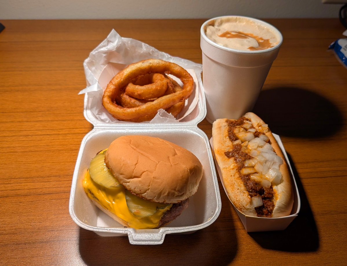 Burger_Bastard's tweet photo. Double cheese, Coney, Onion Rings and a Peanut Butter shake from Woody's in Canton, Ohio.

Burger: 😍🤤🦴er
Rings: 😍🤤
Coney: 😍🤤
Shake: 😍🤤

Cash only in 2026 is a great sign, so the Bastard went big. The best burger I've had in Ohio. I love everything about this place. https://t.co/DxiDtFyq83