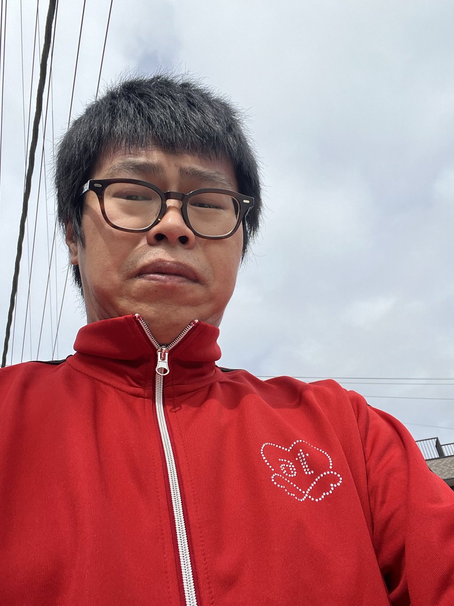 moimeloD's tweet photo. 朝の登戸、あさりと https://t.co/CRzyZKAHN5