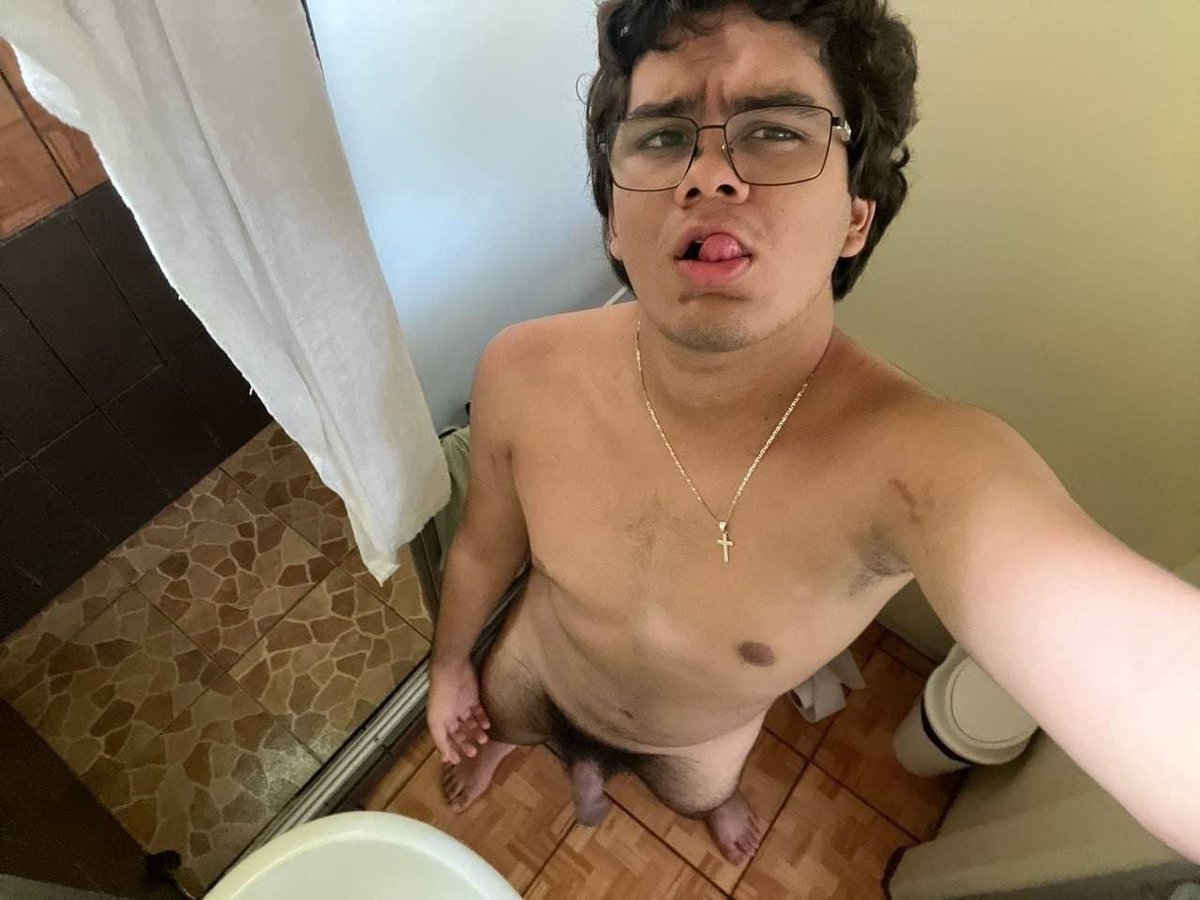 ChicoArisco's tweet photo. 25 años hetero sexual https://t.co/QSsn3MIci6