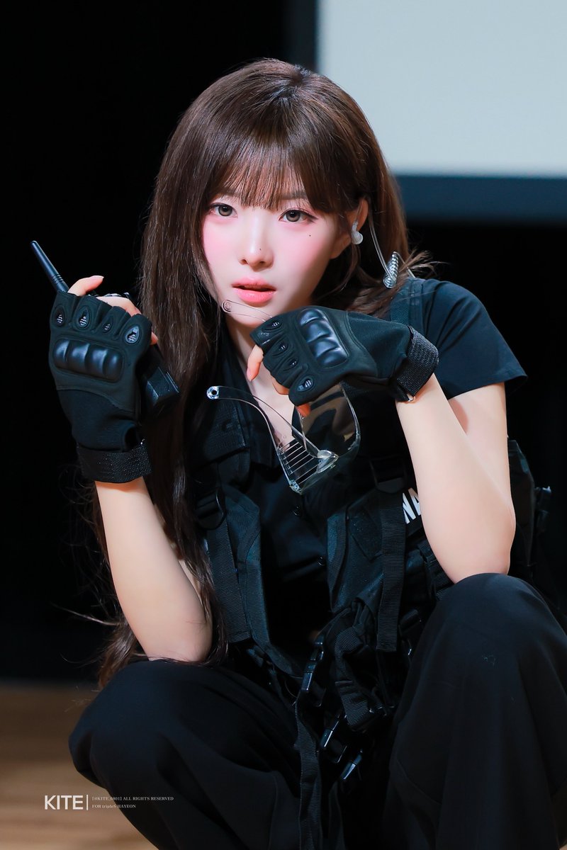 KITE_0801's tweet photo. 261004

#트리플에스 #tripleS #정하연 #하연 #HaYeon https://t.co/J3LWUKB6mk