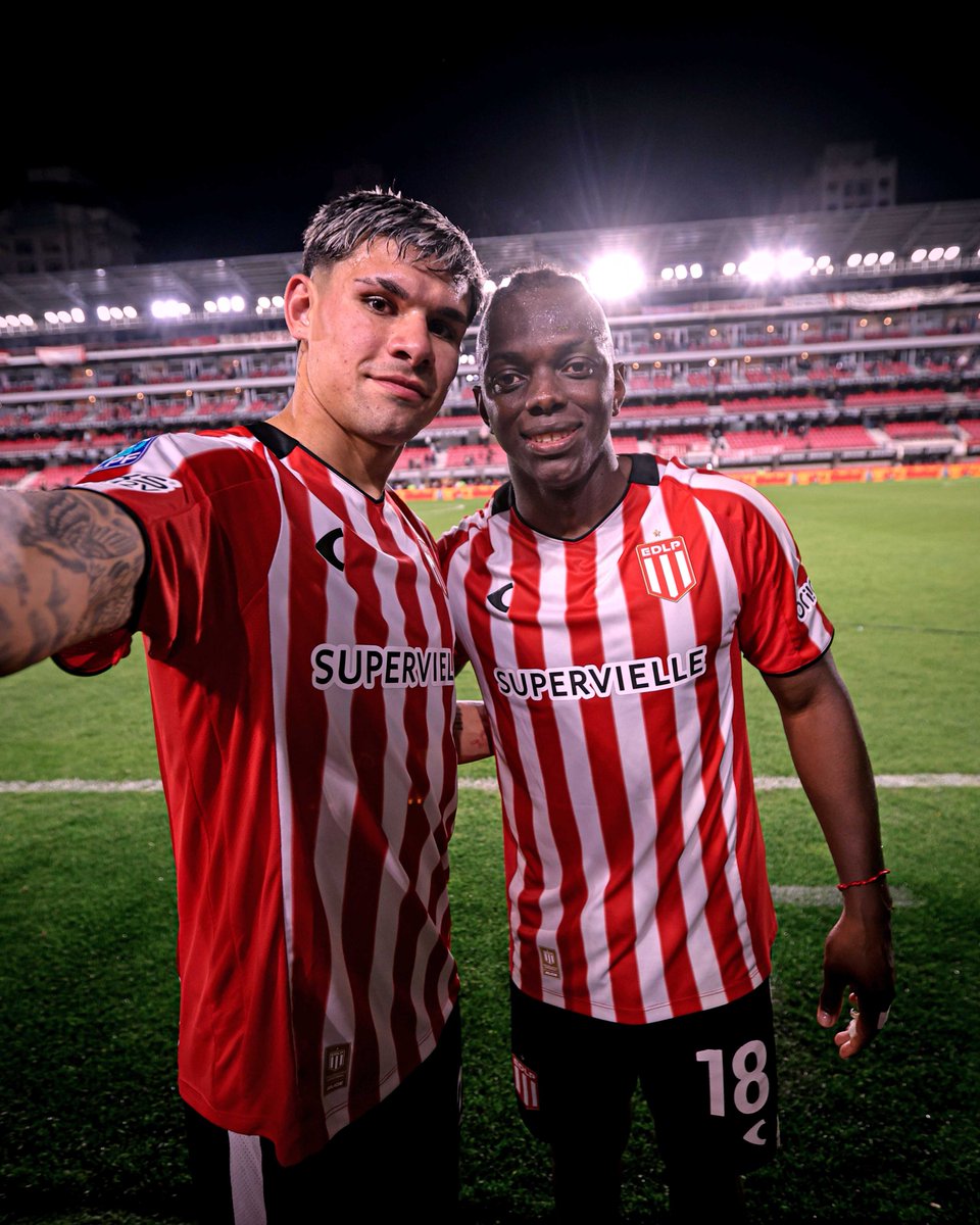 EdelpOficial's tweet photo. Lunes victorioso 🫱 https://t.co/IpABg5sgQq