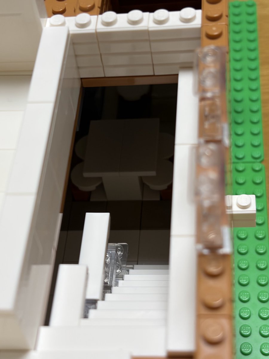 LEGOmamiOsaka's tweet photo. ただいま　#新築　#マイルーム　制作中

#レゴフレンズ　
#ＬＥＧＯフレンズ
#LEGO
#レゴ
#団地
#お家つくるのん好き
#実家
#LEGOHOME
#レゴホーム
#LEGO好き
#レゴ好き
#孫とLEGO
#AI作品をいつかは超えたい💪 https://t.co/v538En4f8i