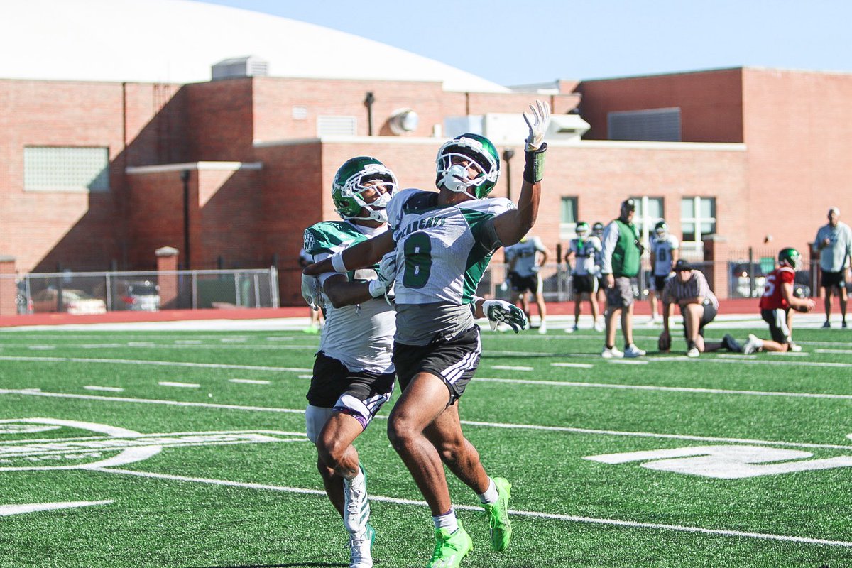 NWBearcat_FB's tweet photo. Ready to play on Saturdays again‼️
#FAST /// #RISE https://t.co/DdlQtNjtWH
