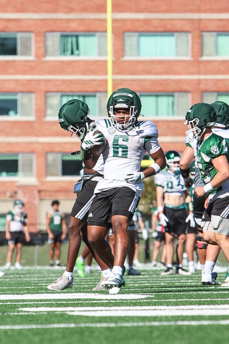 NWBearcat_FB's tweet photo. Ready to play on Saturdays again‼️
#FAST /// #RISE https://t.co/DdlQtNjtWH