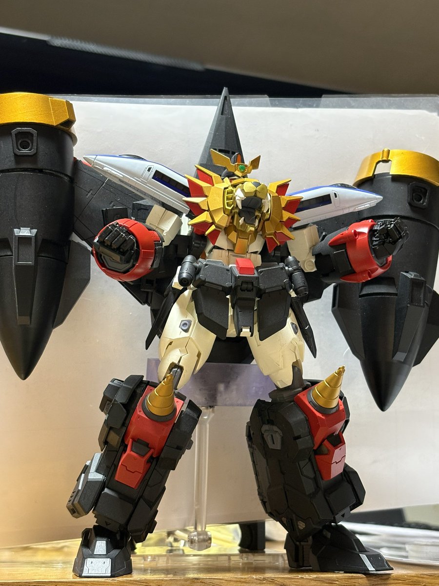 Puon_Shion's tweet photo. #ガオガイガー
#3Dモデリング
初の3DモデリングにステルスガオーⅡへの換装パーツを選んだがため、多くの失敗を繰り返したおん。
これだけの犠牲（もっとある）の果てにようやく完成したのがコレだおん。
1本六千円のレジンは高く、10万近くかかったけれど、多くのことが学べたと思うおん。
( ߹𖥦߹ ) https://t.co/DoKtkImVrq