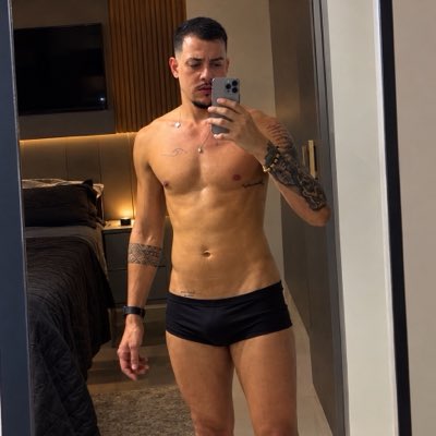 PedroRio96's tweet photo. #NovaFotoDePerfil https://t.co/F8q8iyOm0J