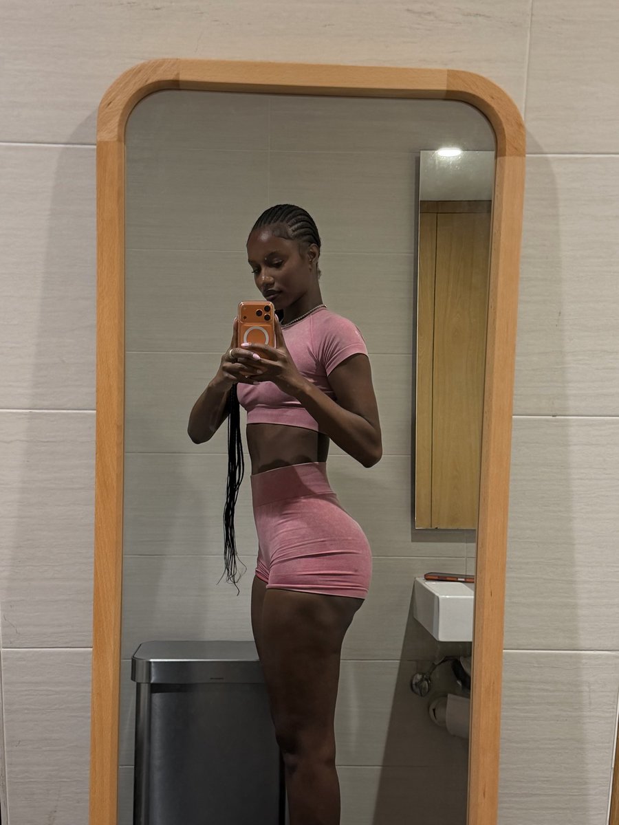 ShaVonneBoggs's tweet photo. https://t.co/1QerEcLAVE