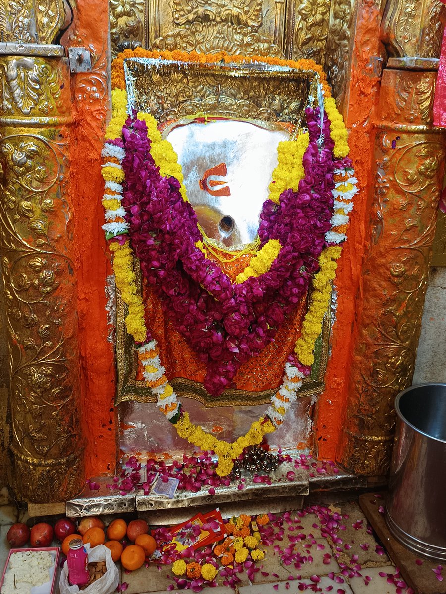 GaurVakul's tweet photo. #जय_श्री_राधे_राधे🌹🙏🏻
#जय_श्री_सीता_राम_जी🌹🙏🏻
#संकटमोचन #महाबली #बजरंगबली #हनुमानजी की जय🌷🙏🏻 #CP, #New_Delhi
#२०८३_विक्रम_सम्वत्  #आश्विन #कृष्णपक्ष #एकादशी #06Oct2026 #मंगलवार #Tuesday
#राधे_राधे #जय_श्री_सिया_राम #shriram #ram #राम #श्रीराम #जय_श्री_राम d https://t.co/N2roQtGq6a
