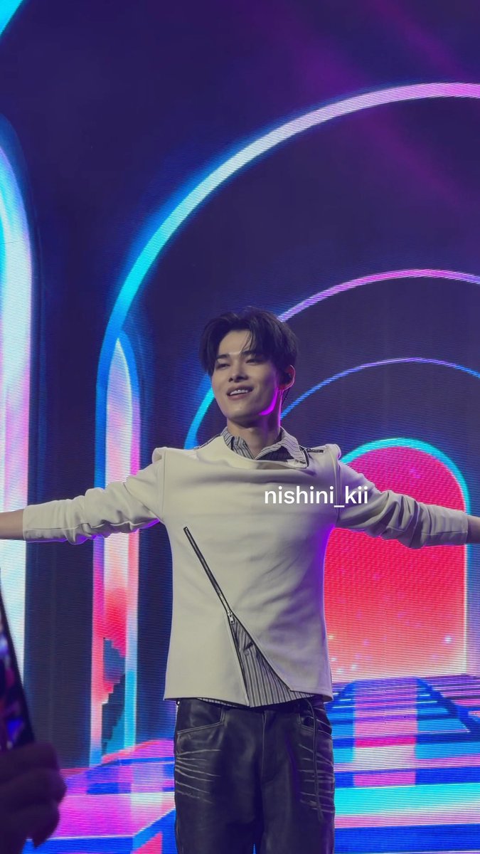 nishini_kii's tweet photo. happy riki, happy me <33

#DunkinPH_ENDLESS #ENDLESSFunMeet #NI_KI #ENHYPEN_NI_KI https://t.co/zSwE8CHCU4