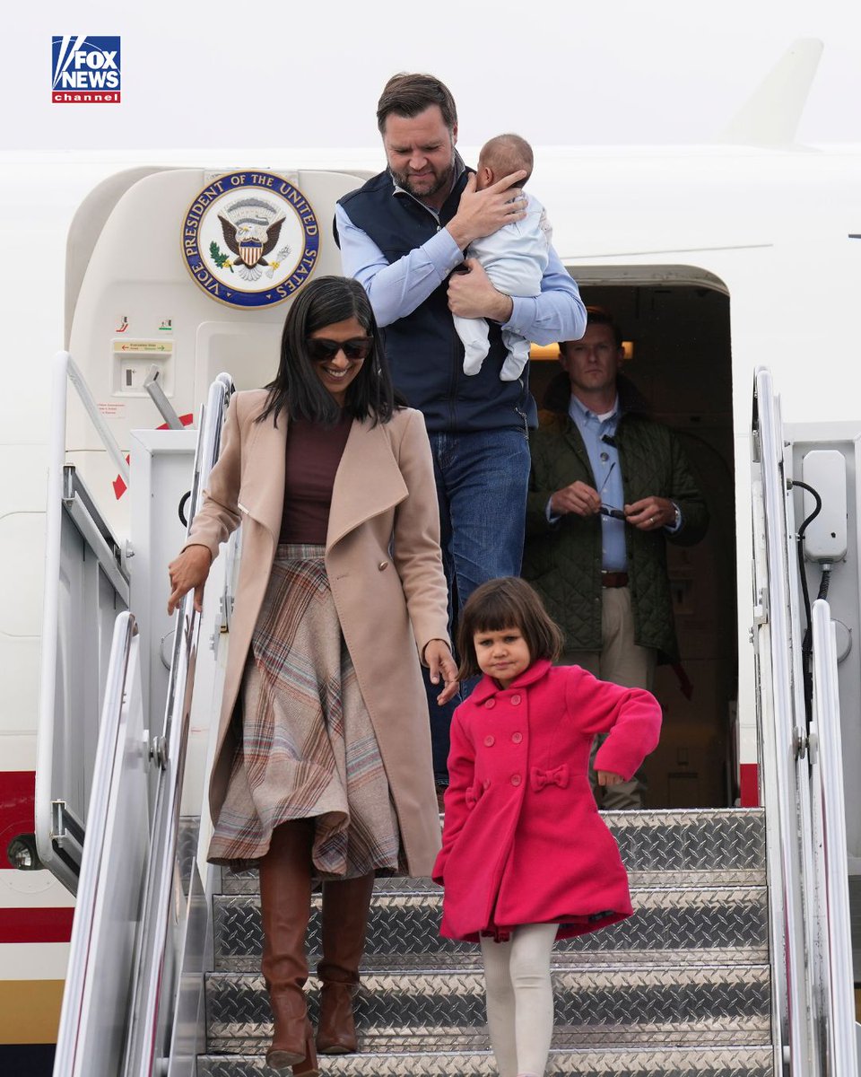FoxNews's tweet photo. The Vance family arrives in Alaska aboard Air Force Two ahead of Vice President JD Vance's midterm campaign event.

Second lady Usha Vance and daughter Mirabel step off the plane as the vice president carries their youngest son, Alec.

Vance is set to campaign for Sen. Dan Sullivan and local Republicans during a rally in Fairbanks ahead of the November midterms.