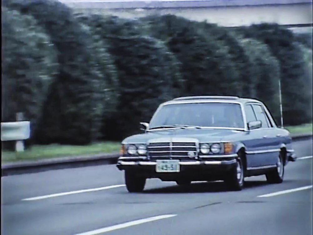 1988bmw520i's tweet photo. いちばん好きな劇中車は銀星会ベンツです🙄

W116 450SEL US仕様 https://t.co/K6QNdO6lS7