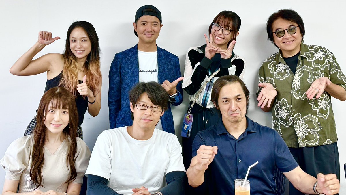 suzu_n_official's tweet photo. ボウケンジャー20周年の奇跡のイベントが終わってもう2週間が経つんですね。
あのイベントが出来て本当に良かった。
写真は、在りし日の打ち合わせの時のもの。
三上君はマレーシアだったので参加出来ませんでしたが、打ち合わせだけでもこのメンツが揃うのは豪華。まさに20周年の力。 https://t.co/3KyMzUAMtO