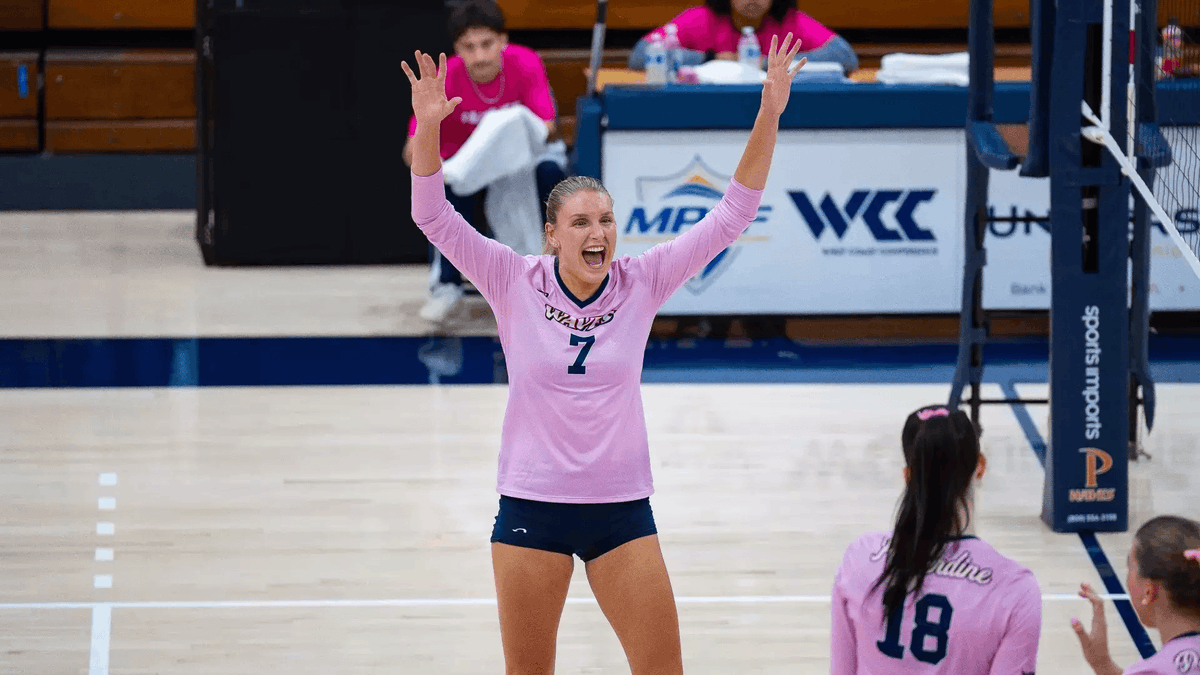 PepperdineWVB's tweet photo. A big congrats to 2024 alumna Birdie Hendrickson, who recently signed a deal with @mlvolley expansion team DC Flight ‼️🖊️

📰 | https://t.co/iUbWYqa5LA

#MakeWaves | #WavesInThePros | @PepperdineWaves https://t.co/R654tikwJO