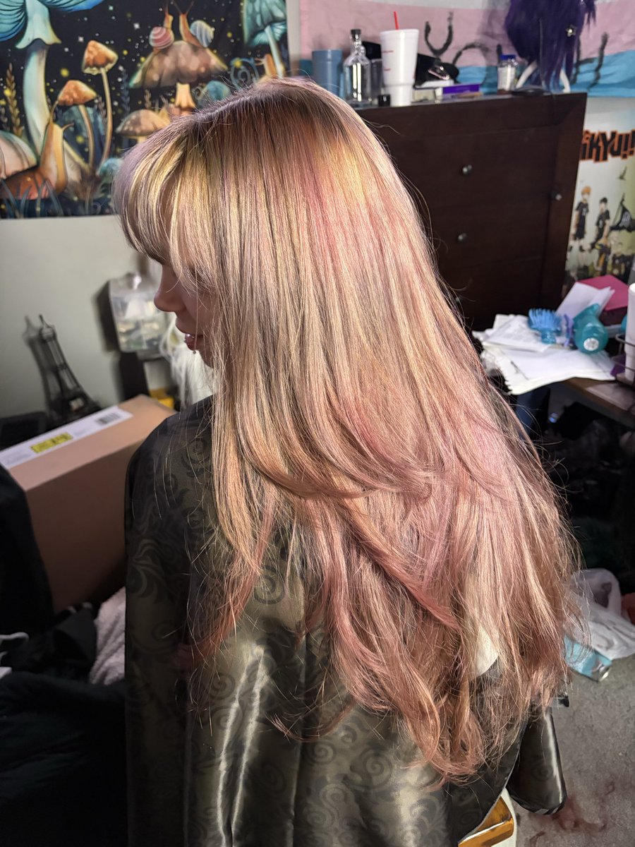 Nick01340256's tweet photo. @goonprincess17 AHHHH THANK YOUUUU I cut it yesterday tho🙂‍↕️ https://t.co/GHpuJY6uKV