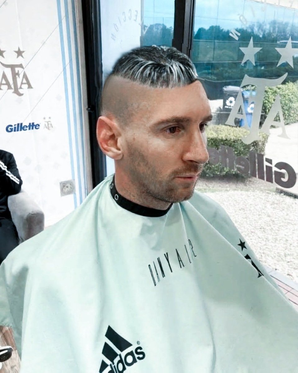 CamiloInfantino's tweet photo. ustedes: ojalá Messi se revele contra Tapia

Messi: https://t.co/Y6olk7nM8b