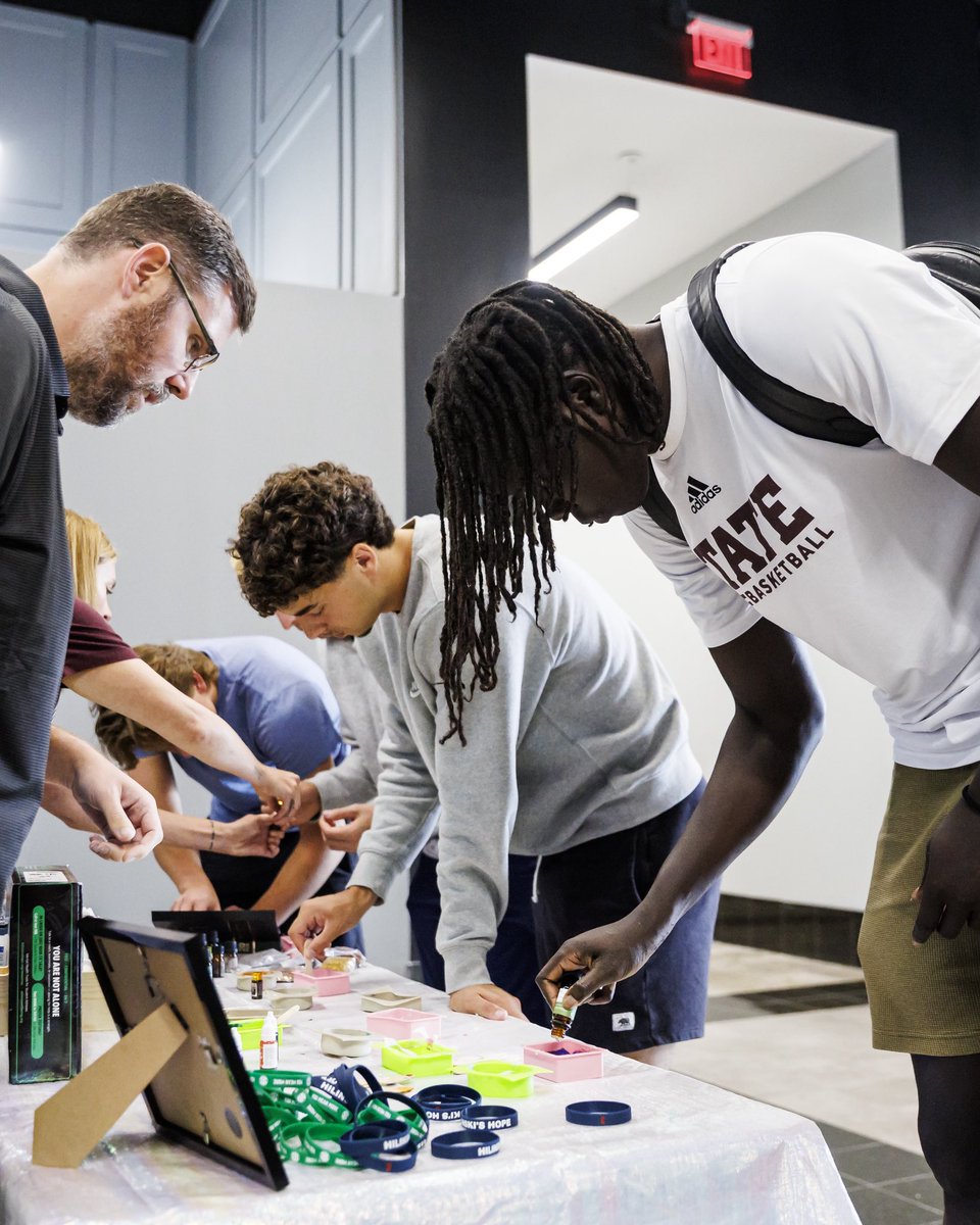 HailStateBAS's tweet photo. Washing away those Monday blues
#STATEofMind | #YouMeanMore https://t.co/sgZQ0zXRWi