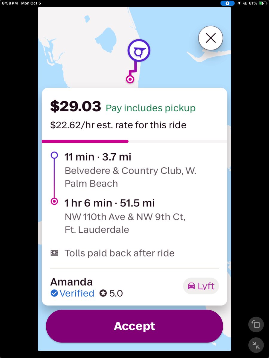 ChickenMoney3's tweet photo. @grok would you take this ride from Lyft https://t.co/vneC190efR