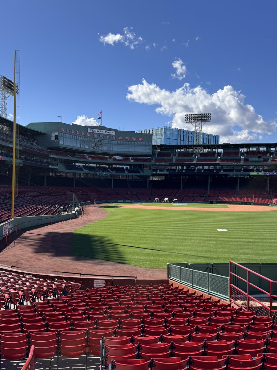 TomCaron's tweet photo. One last sunny day at the office.  Thanks to everyone who followed along this season.  More than a quarter century covering this team and I’ve never seen anything like it. Hope y’all had fun despite the ending.  Let’s do it again soon. https://t.co/hEumxGSu2q
