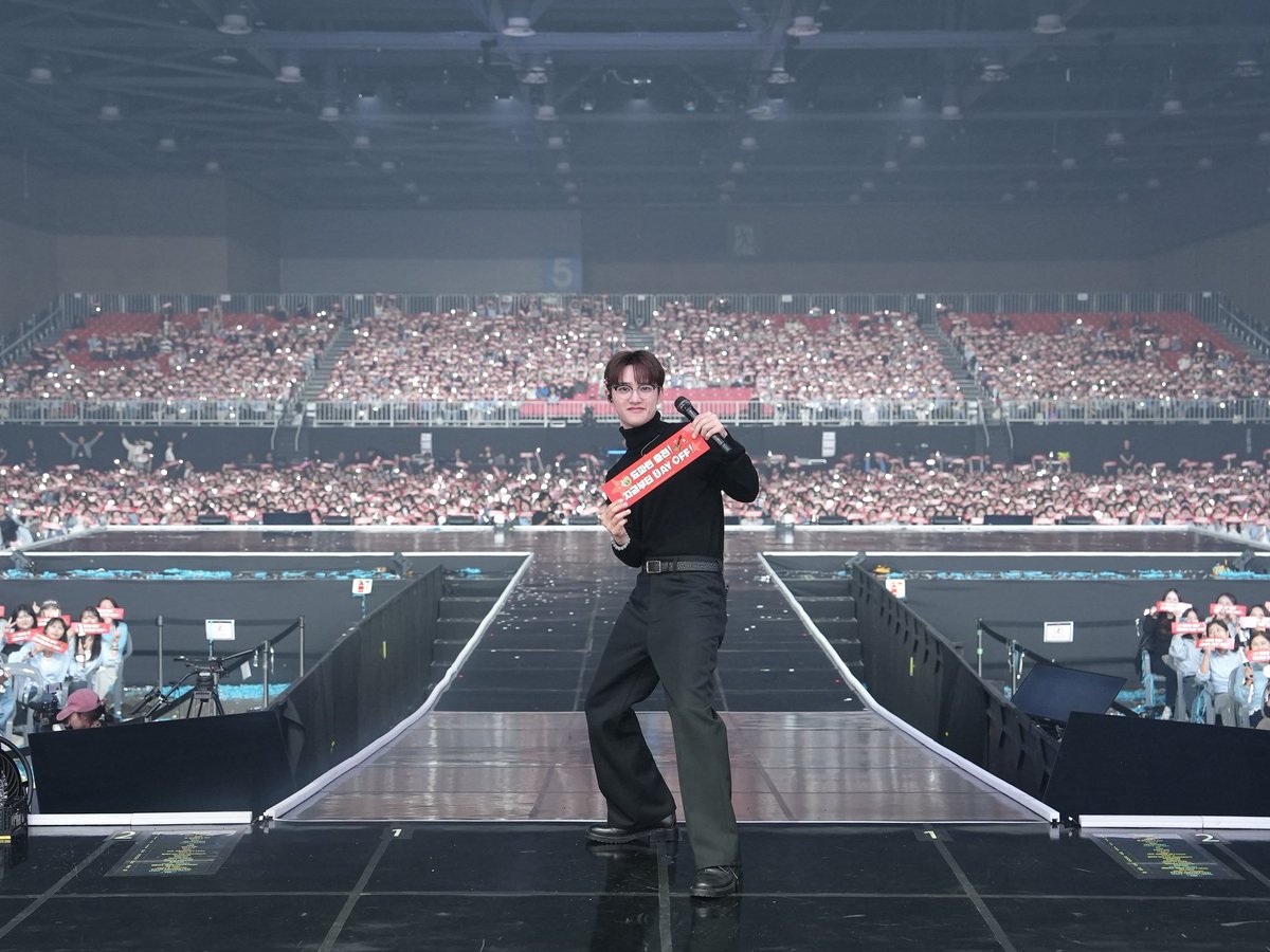 Kpop_Herald's tweet photo. .@DOHKYUNGSOO_X has launched his global "Day Off" concert tour after three sold-out Seoul shows. 🌏

He premiered "Don't You" with new choreography. The tour next heads to Macau on Oct. 17–18.

#DOHKYUNGSOO #EXO #DAY_OFF https://t.co/QSYjatq5HJ