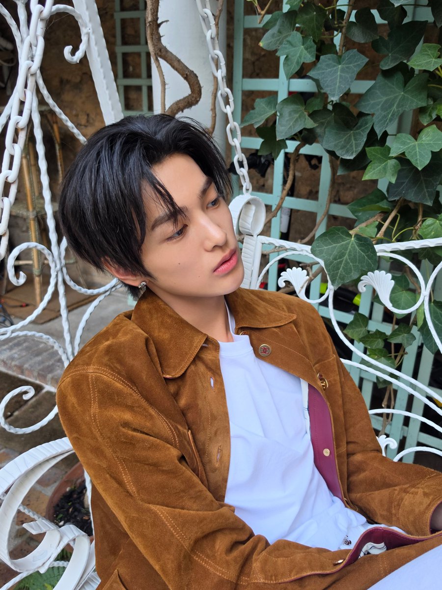 keonhoguide's tweet photo. [📸] 261006 #KEONHO Instagram Update :

#KEONHOxCHANELSS27
#CHANELSpringSummer  
#건호  #CORTIS @CHANEL https://t.co/zsYlRE4AQH