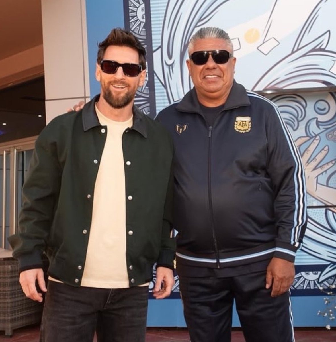 ElMasGrannde's tweet photo. Asco y repudio total para con Lionel Messi que es cómplice de este gordo de mierda. https://t.co/JeTDbjVDuO