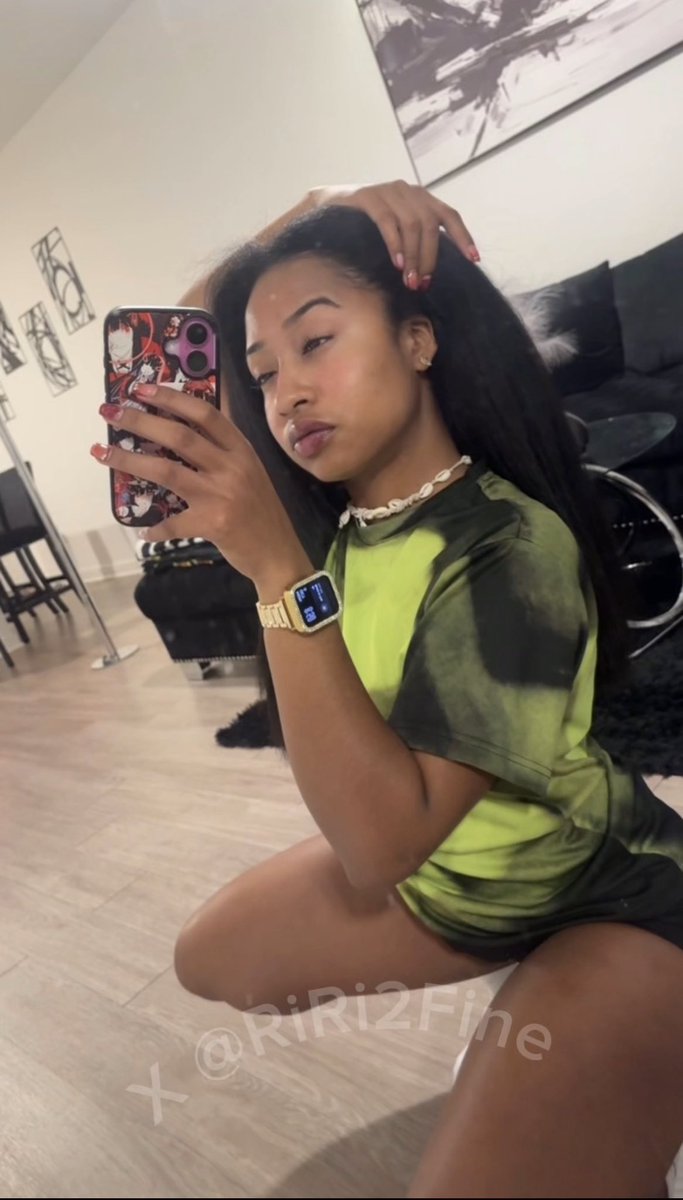 riri2fine's tweet photo. im so fire with my hair like this https://t.co/WGfv6QqZNY