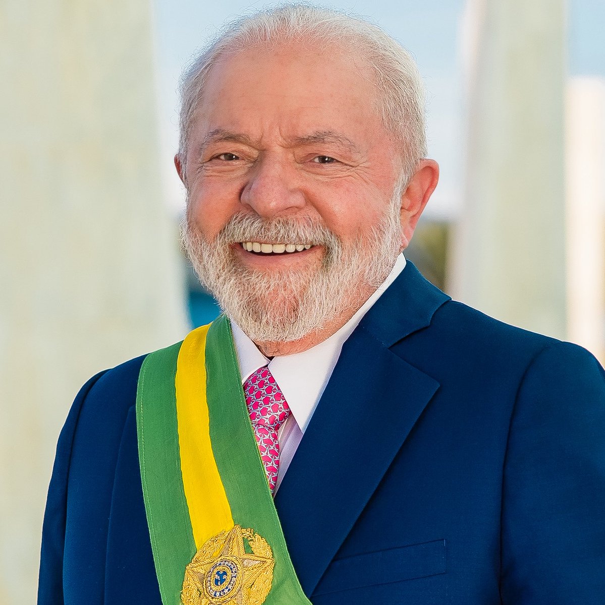 plusmusicx's tweet photo. GOSTOS0! Alfonso Herrera, de Rebelde, anuncia apoio a Lula. https://t.co/daYCwpNaCl