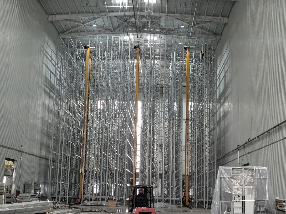 FreeAces9lu's tweet photo. Working with metal fabrication A solid steel frame, precise tooling, and urgent on-site support—wait, did I spell that right Oh no, meant to say structure! Never mind, just fixing the typo and getting the project done smoothly! https://t.co/IVYxTvvvxS