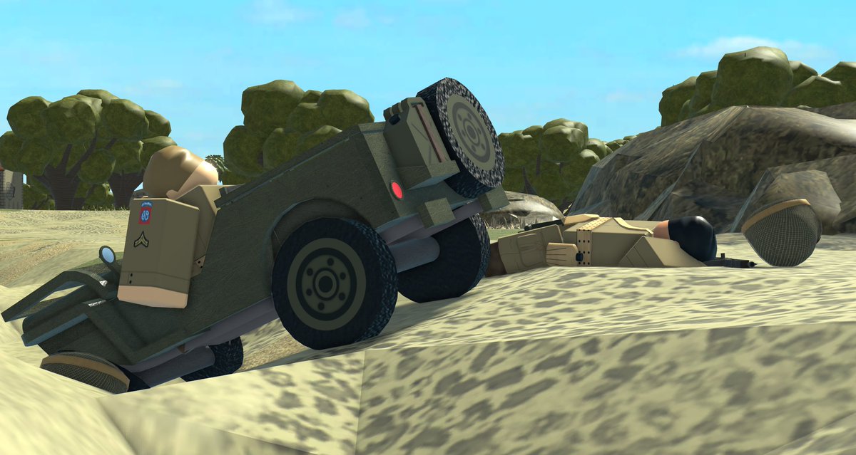 Universityvora's tweet photo. Daniels and Martello's bodies on the road leading to the villa.

#Bloxxerfield #robloxdev https://t.co/yo91fnHcQS