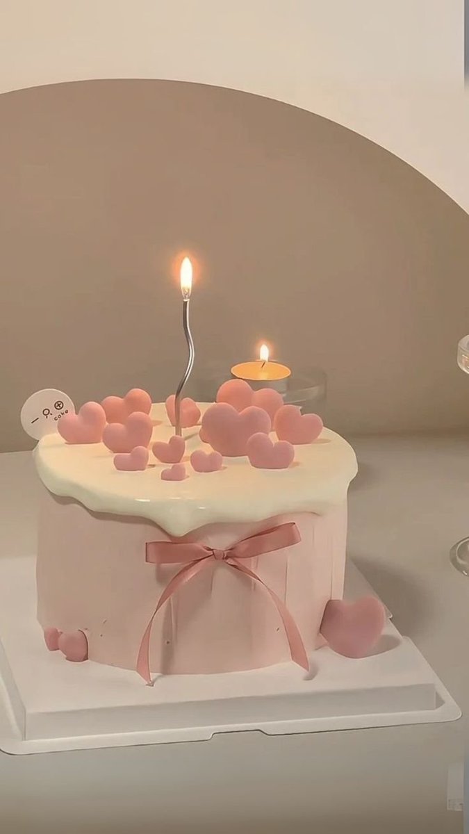charisarham's tweet photo. tadinya mau bikin kue hamster tapi takut gatega mamnya @smnhitomi https://t.co/PlvnZObXw0
