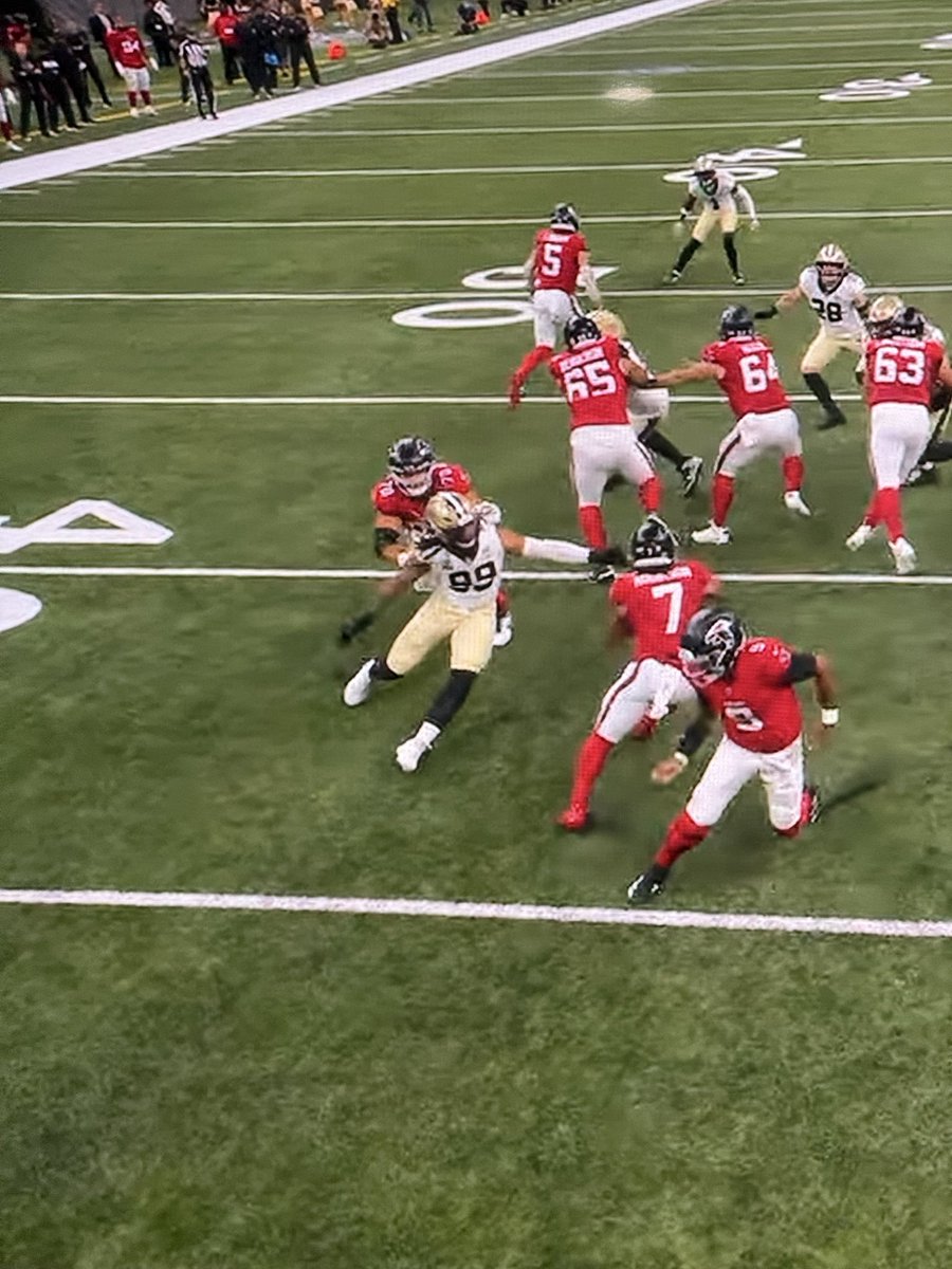 JJjspatz's tweet photo. @DBro_FFB Especially when there is a missed holding penalty!! https://t.co/Kc1olJjoo9