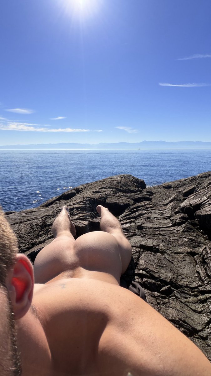 fagfantasies's tweet photo. anyways https://t.co/i7d6oKnXCu