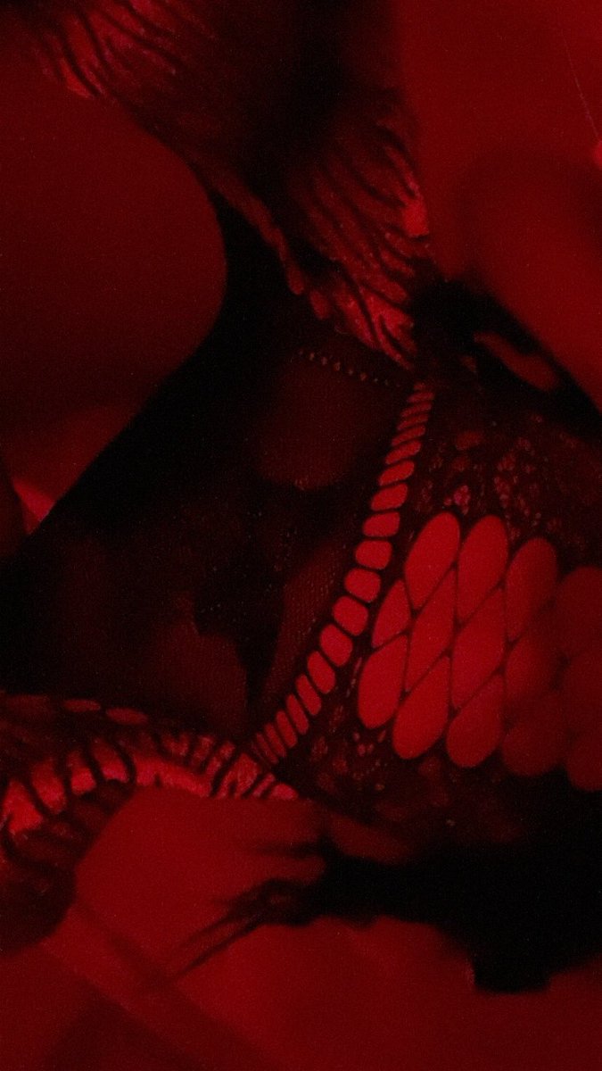 abominablefun's tweet photo. RED 💋

#PINTOAWARDS 
#PINTOSAWARDS 
#PINTOSAWARD 
#PINTOAWARD 
#XOTAWARDS
#NUDESAWARDS
#TRANS 
#transwoman 
#shemale
#TRANSEXUAL https://t.co/Y6mWE2g9T8