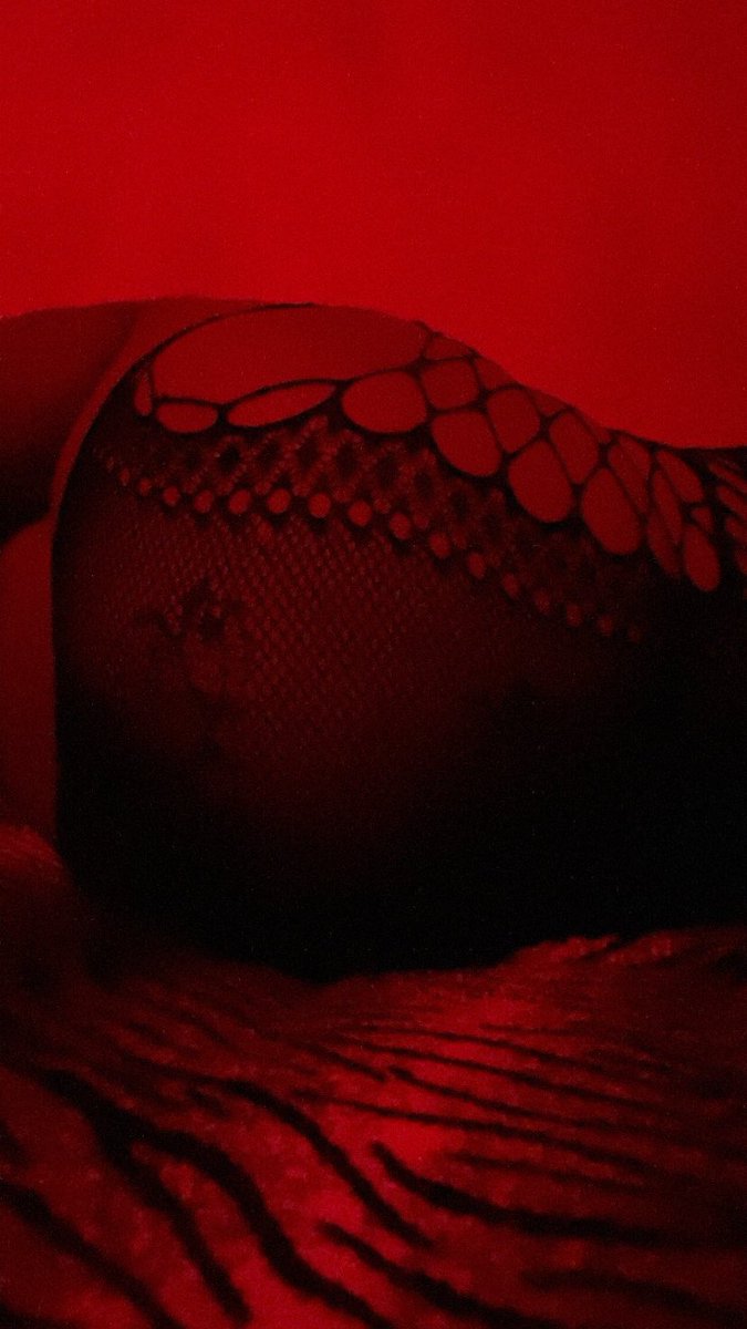 abominablefun's tweet photo. RED 💋

#PINTOAWARDS 
#PINTOSAWARDS 
#PINTOSAWARD 
#PINTOAWARD 
#XOTAWARDS
#NUDESAWARDS
#TRANS 
#transwoman 
#shemale
#TRANSEXUAL https://t.co/Y6mWE2g9T8