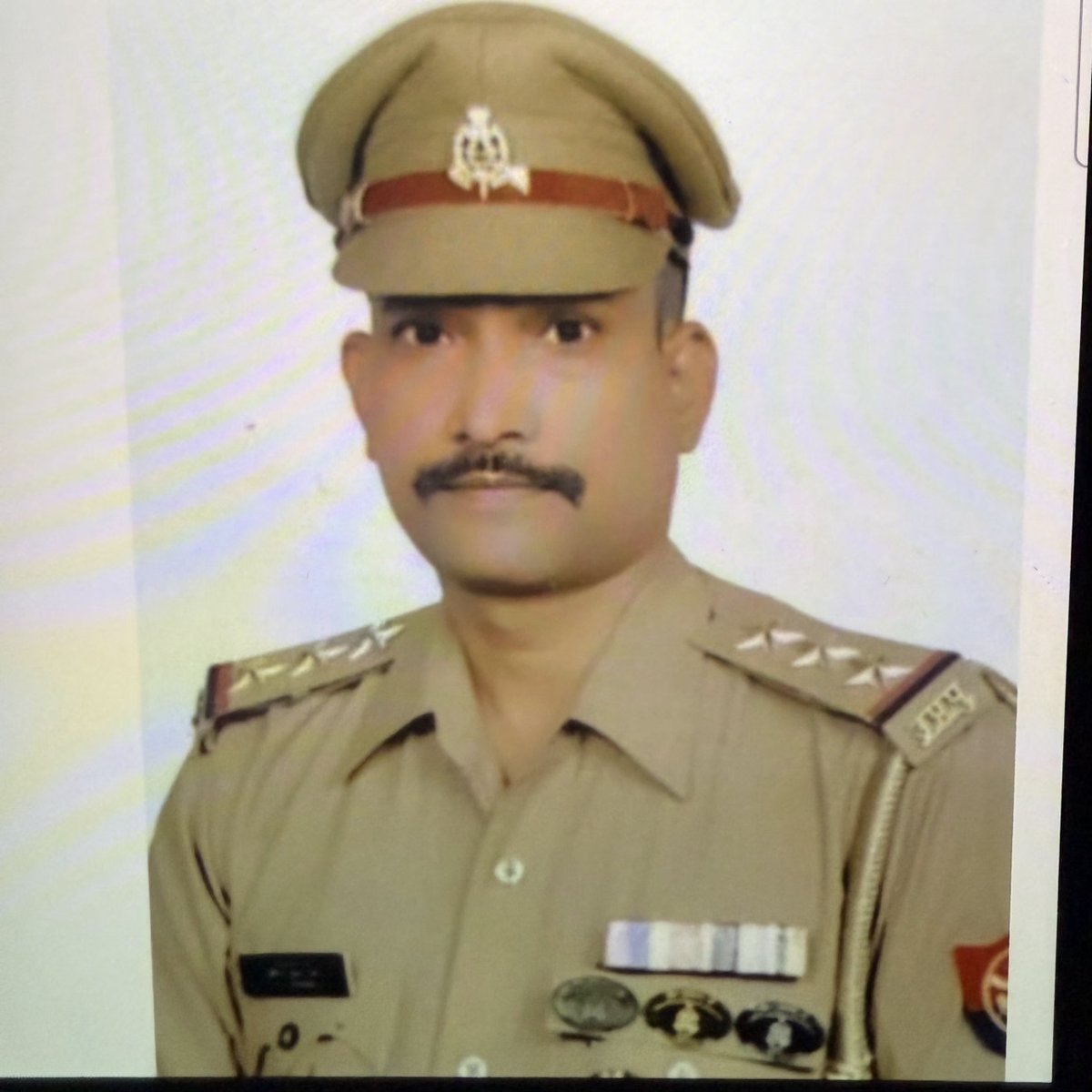 SanjayYadavup44's tweet photo. @sultanpurpolice धम्मौर थाना के SHO शराब पीके ,चारदीवारी कूदकर, गाली गलौज देकर, रात 12 बजे विवेचना करते हैं | 
ऐसा कौन सा मुकदमा है मेरे ऊपर ? 
किसकी हत्या किसका अपहरण किया है ? अगर इस SHO को निलंबित नहीं किया गया, लखनऊ में धरना दूंगा 🙏
@Uppolice @CMOfficeUP @sultanpurpolice https://t.co/KZ71uv62Td