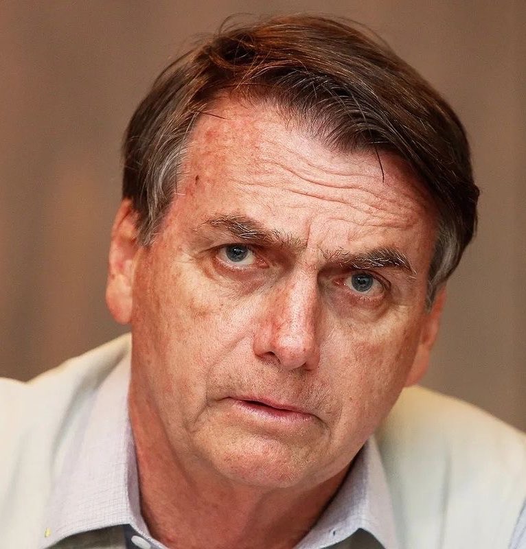 CentralDireitaB's tweet photo. 🇧🇷 ELEIÇÕES: PL rejeita qualquer acordão e trabalhará pelo impeachment de Alexandre de Moraes e Flávio Dino.

O partido não aceitou gestos de integrantes da corte após o 1º turno.

🗞️ @CNNBrasil / @caiojunqueiraf https://t.co/BJq10crfla