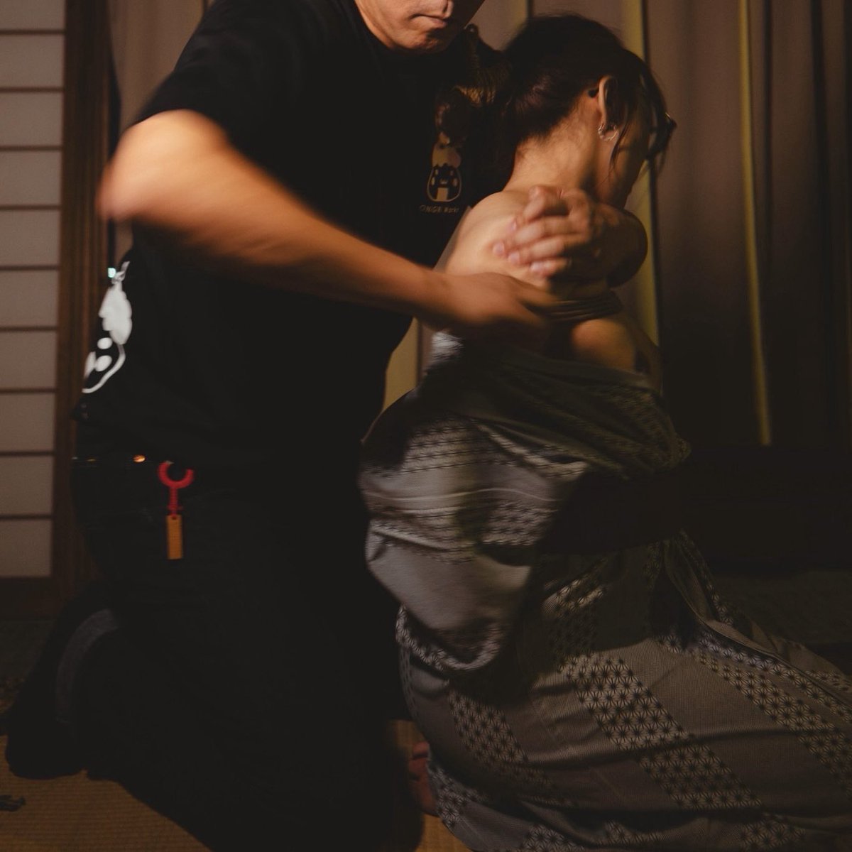 yoji_ropework's tweet photo. Photo by @IchiiKarma Thx!

とてもかっこいい写真を撮っていただいた。すごく緊縛っぽい。(緊縛です) https://t.co/SAwkAiqVHh